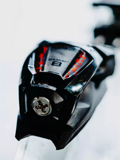 Marker COMP JUNIOR 8 BLACK/FLO-RED 2026